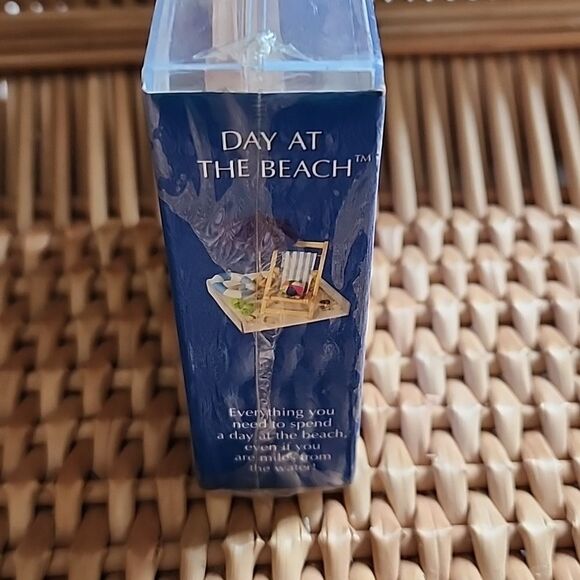 Day At The Beach Desk Top Miniature - Picture 5 of 9